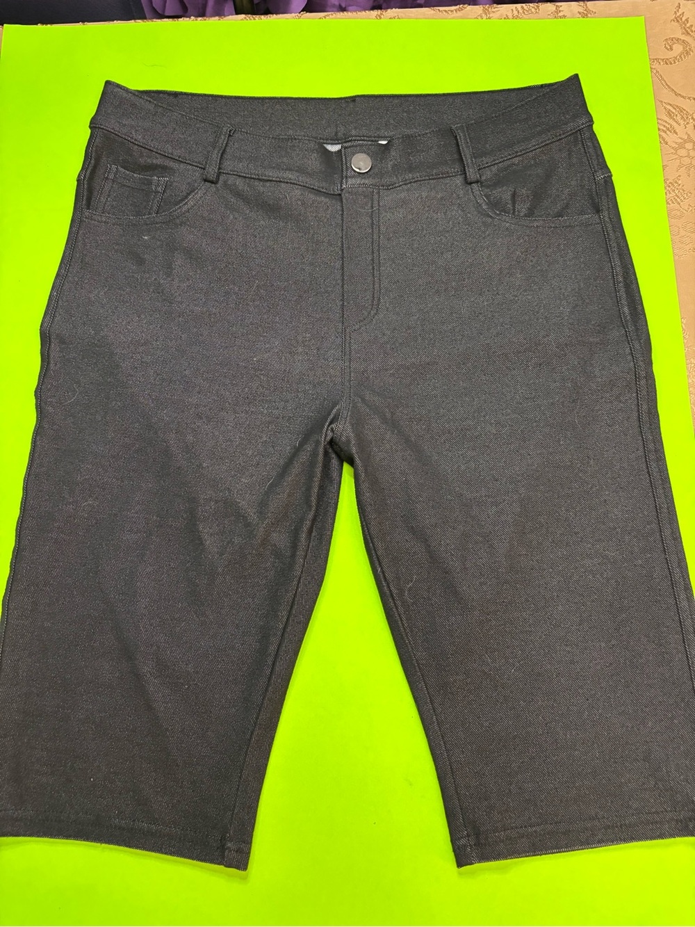 Yelete Classic Black Bermuda Shorts